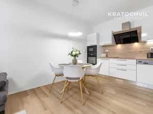 Prodej bytu 2+kk, Vestec, U Strouhy, 41 m2