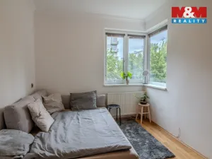 Pronájem bytu 2+kk, Praha, Názovská, 50 m2
