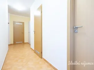 Pronájem bytu 2+kk, Praha - Háje, Jurkovičova, 84 m2