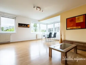 Pronájem bytu 2+kk, Praha - Háje, Jurkovičova, 84 m2