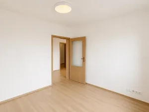 Prodej bytu 2+kk, Vestec, Ve Stromkách, 45 m2