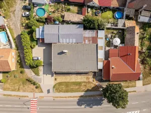 Prodej obchodního prostoru, Drnholec, nám. Svobody, 484 m2