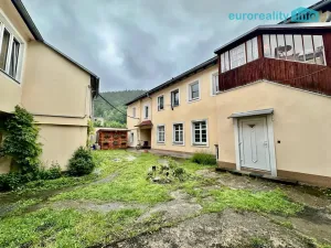 Prodej bytu 2+1, Nejdek, náměstí Karla IV., 70 m2