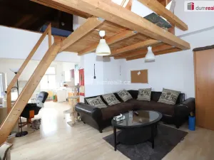 Pronájem bytu 3+1, Praha - Horní Počernice, Khodlova, 85 m2