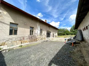 Prodej obchodního prostoru, Hořany, 452 m2