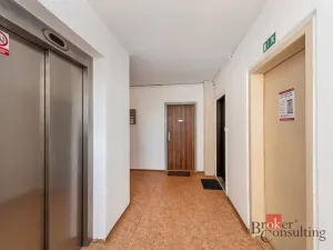 Pronájem bytu 2+1, Praha - Kamýk, Ve Lhotce, 46 m2