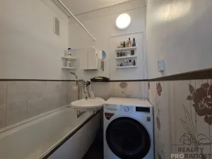 Prodej bytu 3+1, Kutná Hora, Jana Palacha, 62 m2