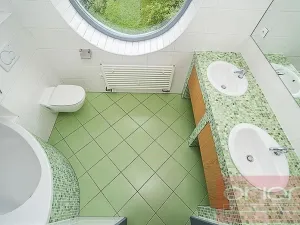 Pronájem rodinného domu, Praha - Nebušice, K vinicím, 230 m2