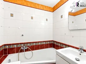 Prodej bytu 3+1, Benešov, Bezručova, 57 m2