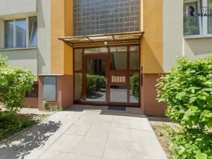 Prodej bytu 3+1, Benešov, Bezručova, 57 m2