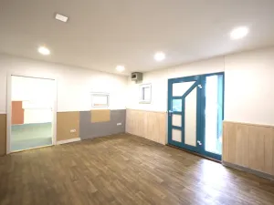 Pronájem skladu, Chodov, Tovární, 447 m2