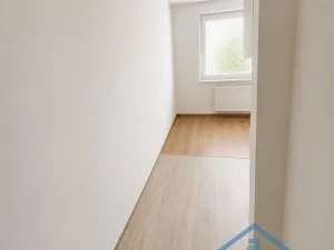Pronájem bytu 1+1, Jirkov, Na Borku, 35 m2