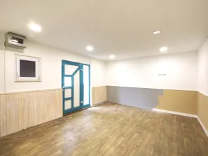 Pronájem skladu, Chodov, Tovární, 184 m2