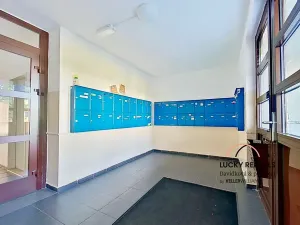 Pronájem bytu 1+kk, Praha - Stodůlky, Kodymova, 35 m2