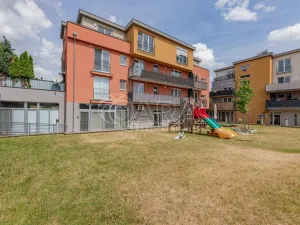 Pronájem kanceláře, Jesenice, Nákupní, 77 m2