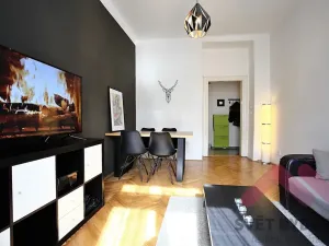 Pronájem bytu 2+kk, Praha - Vinohrady, Radhošťská, 46 m2
