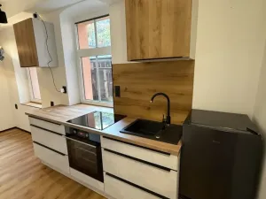 Pronájem bytu 1+1, Jablonec nad Nisou, Podhorská, 30 m2