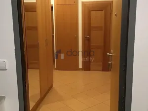 Pronájem bytu 4+1, Praha, Flájská, 92 m2
