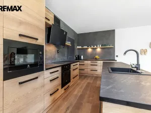 Prodej rodinného domu, Lázně Bohdaneč, Podhaltýřská, 141 m2