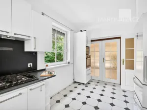 Prodej rodinného domu, Šestajovice, Cyrilov, 366 m2