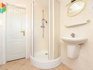 Pronájem bytu 2+kk, Jince, Slavíkova, 39 m2
