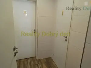 Pronájem obchodního prostoru, Opava, Olomoucká, 117 m2
