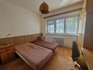 Pronájem bytu 3+1, Hradec Králové, Labská kotlina, 81 m2