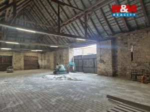 Pronájem skladu, Bykoš, 350 m2