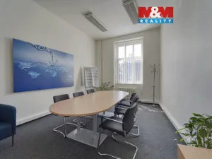 Pronájem kanceláře, Plzeň - Jižní Předměstí, Hálkova, 133 m2