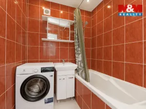 Prodej bytu 3+1, Rychnov nad Kněžnou, Na Trávníku, 65 m2