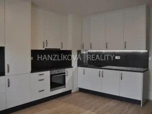 Pronájem bytu 1+kk, České Budějovice - České Budějovice 7, Šumavská, 29 m2