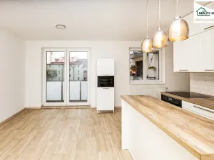Prodej bytu 1+kk, Cheb, Dukelská, 44 m2