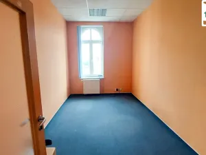 Pronájem kanceláře, Cheb, Májová, 21 m2