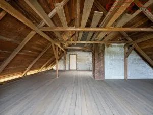Prodej rodinného domu, Chuchelna, 200 m2
