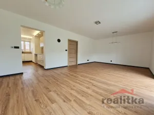 Prodej rodinného domu, Velká Polom, Osvoboditelů, 185 m2