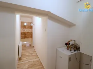 Pronájem bytu 1+kk, Praha - Košíře, Plzeňská, 30 m2