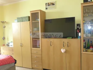 Prodej bytu 2+1, Plzeň - Skvrňany, Vejprnická, 58 m2