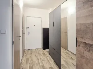 Pronájem bytu 2+kk, Praha - Michle, Přímětická, 40 m2