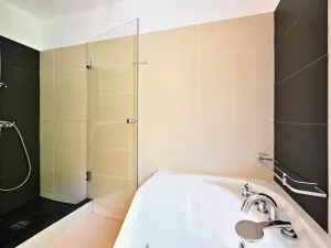 Prodej atypického bytu, Praha - Košíře, Destinové, 145 m2