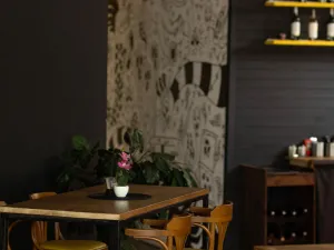 Pronájem restaurace, Pardubice, nábřeží Závodu míru, 100 m2