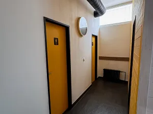 Pronájem restaurace, Pardubice, nábřeží Závodu míru, 100 m2
