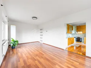 Prodej bytu 3+1, Osek, 72 m2