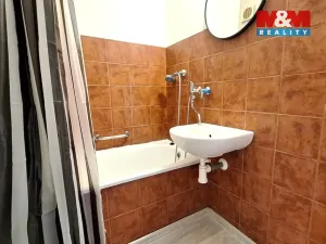 Pronájem bytu 1+1, Česká Lípa, Bardějovská, 41 m2