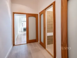 Pronájem bytu 2+kk, Praha, Americká, 46 m2