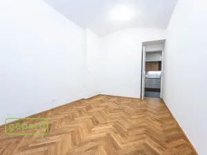 Pronájem bytu 2+1, Praha - Vinohrady, Italská, 58 m2