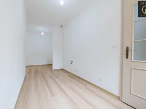 Prodej bytu 2+kk, Jáchymov, náměstí Republiky, 62 m2