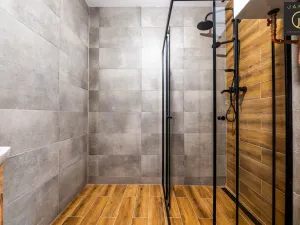 Prodej bytu 2+kk, Jáchymov, náměstí Republiky, 67 m2