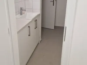 Pronájem kanceláře, Brno, Okružní, 11 m2