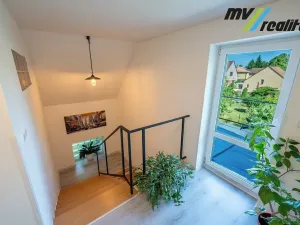 Prodej rodinného domu, Radim, 258 m2
