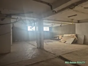Pronájem výrobních prostor, Praha - Běchovice, Podnikatelská, 595 m2